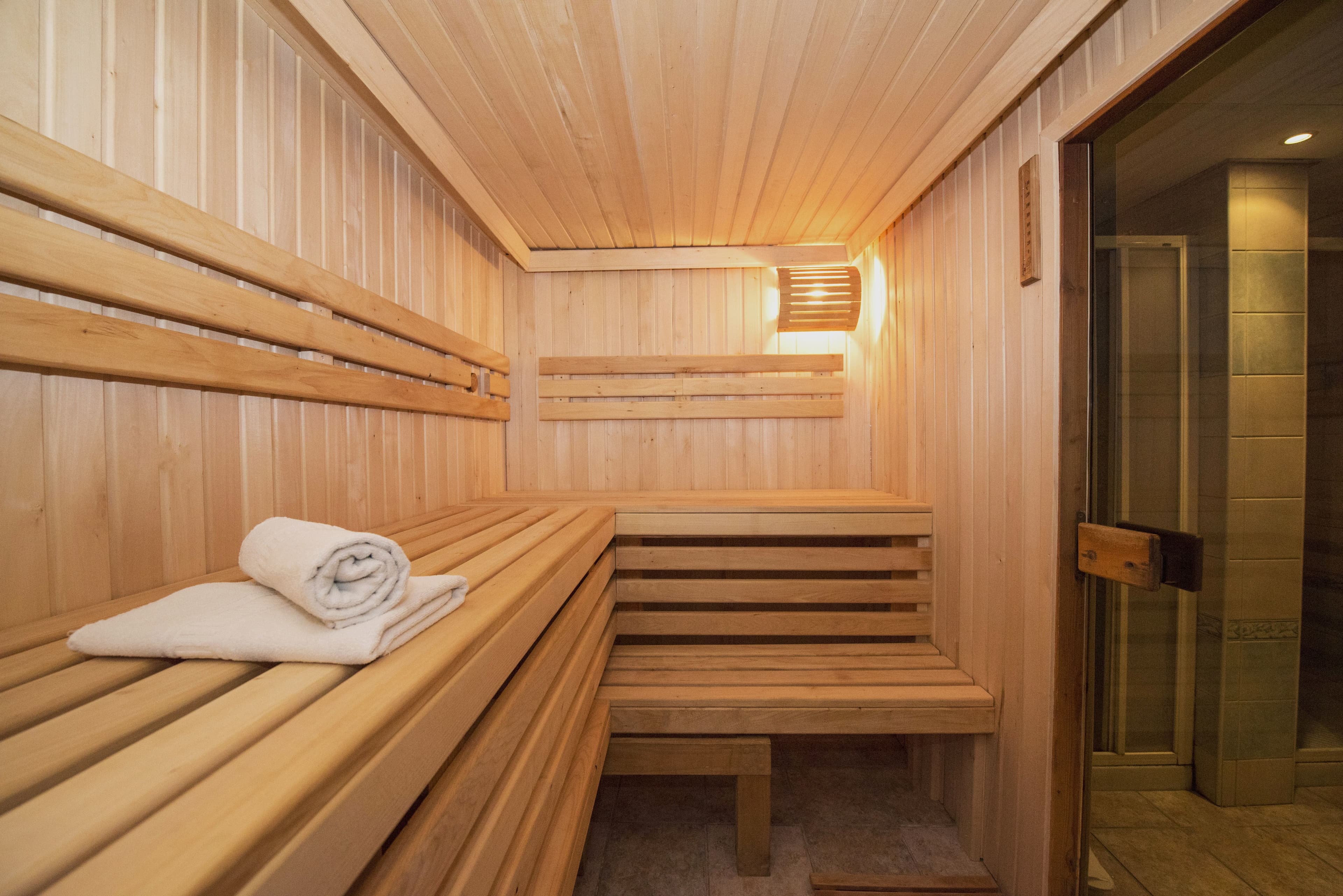 How to Buy a Sauna with Your HSA in 2025: Eligibility & Savings Tips